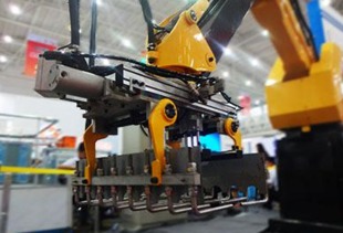 勞動力短缺催生機器人需求，上市公司加速布局自動化產業